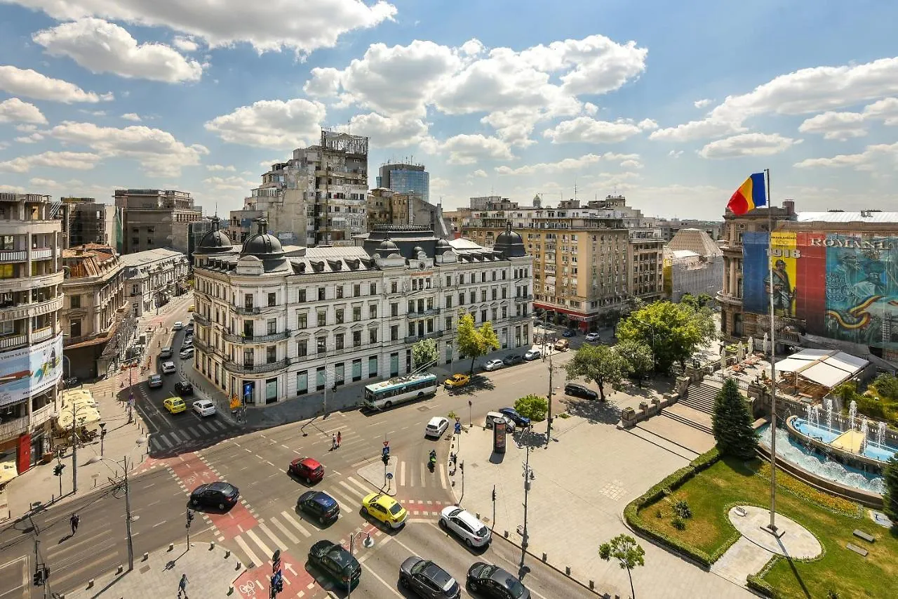 Chic Accommodation With Breathtaking Views Over Calea Victoriei - Your Central Heaven Bukarest Lägenhet