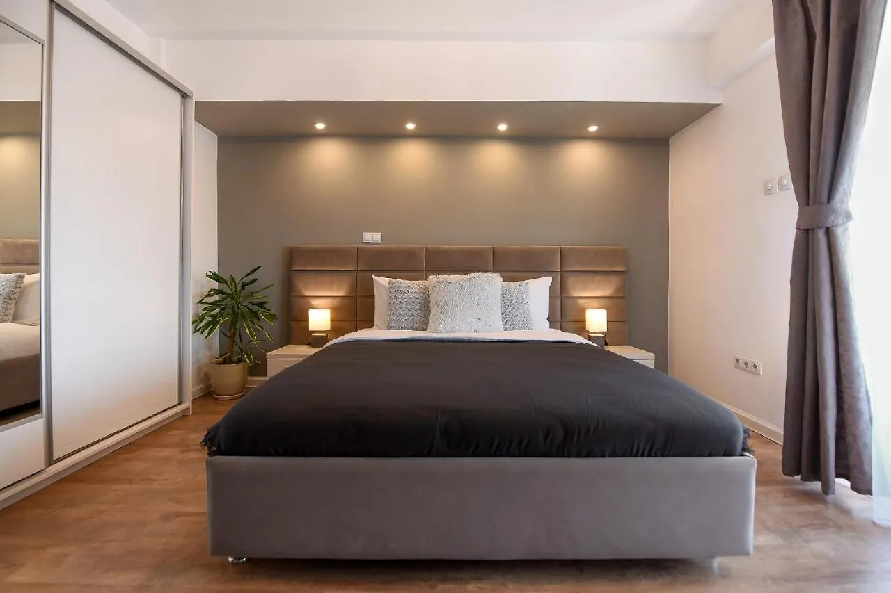 Chic Accommodation With Breathtaking Views Over Calea Victoriei - Your Central Heaven Bukarest 0*,  Rumänien