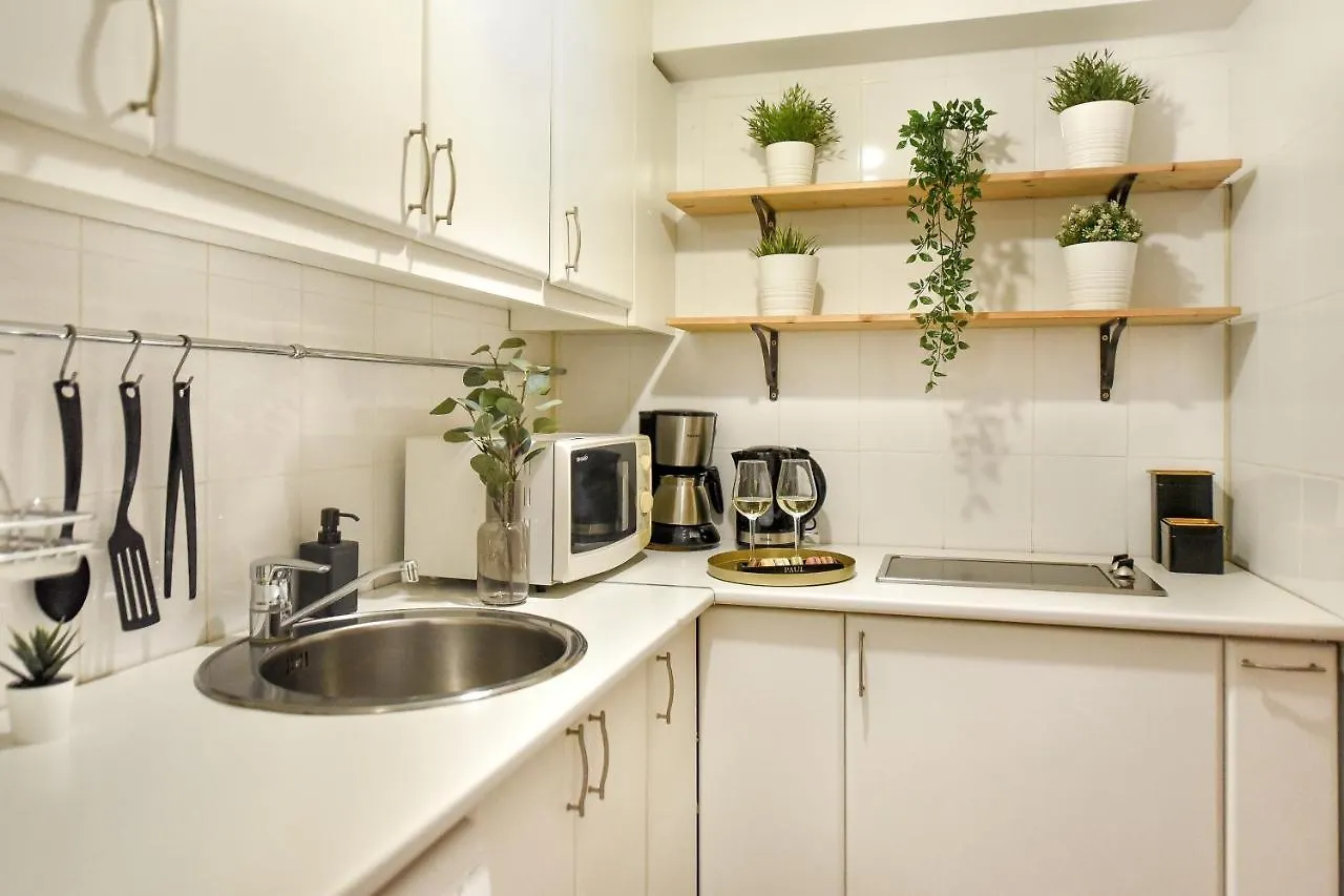 Lägenhet Chic Accommodation With Breathtaking Views Over Calea Victoriei - Your Central Heaven Bukarest