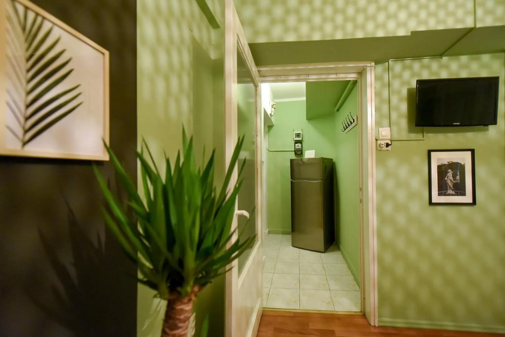 Chic Accommodation With Breathtaking Views Over Calea Victoriei - Your Central Heaven Bukarest 0*,