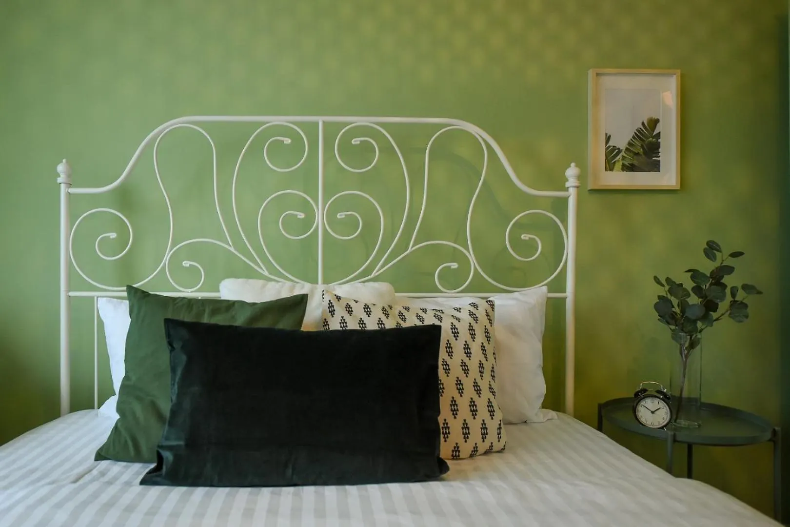 Chic Accommodation With Breathtaking Views Over Calea Victoriei - Your Central Heaven 布加勒斯特